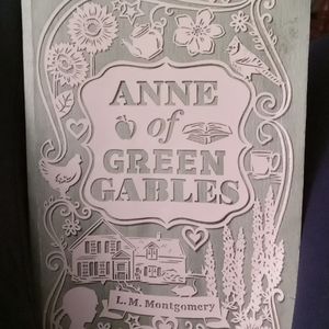 "Anne of Green Gables" book